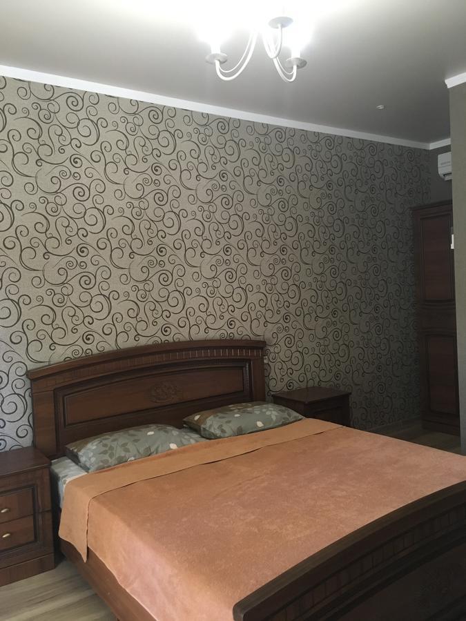 Sofell Hotel Pizunda Bagian luar foto