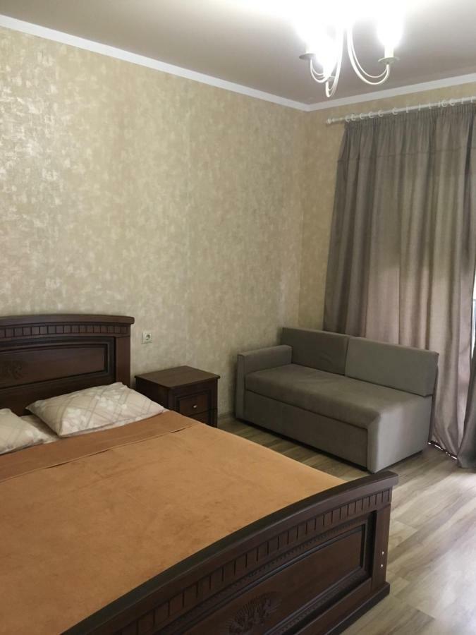 Sofell Hotel Pizunda Bagian luar foto
